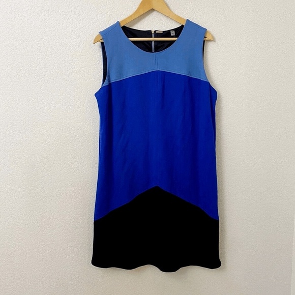 NWT Tahari Shift Dress Size 14 Blue Black Color Block Sleeveless - Picture 1 of 5